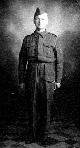 Sgt Len Snowie Baynes
